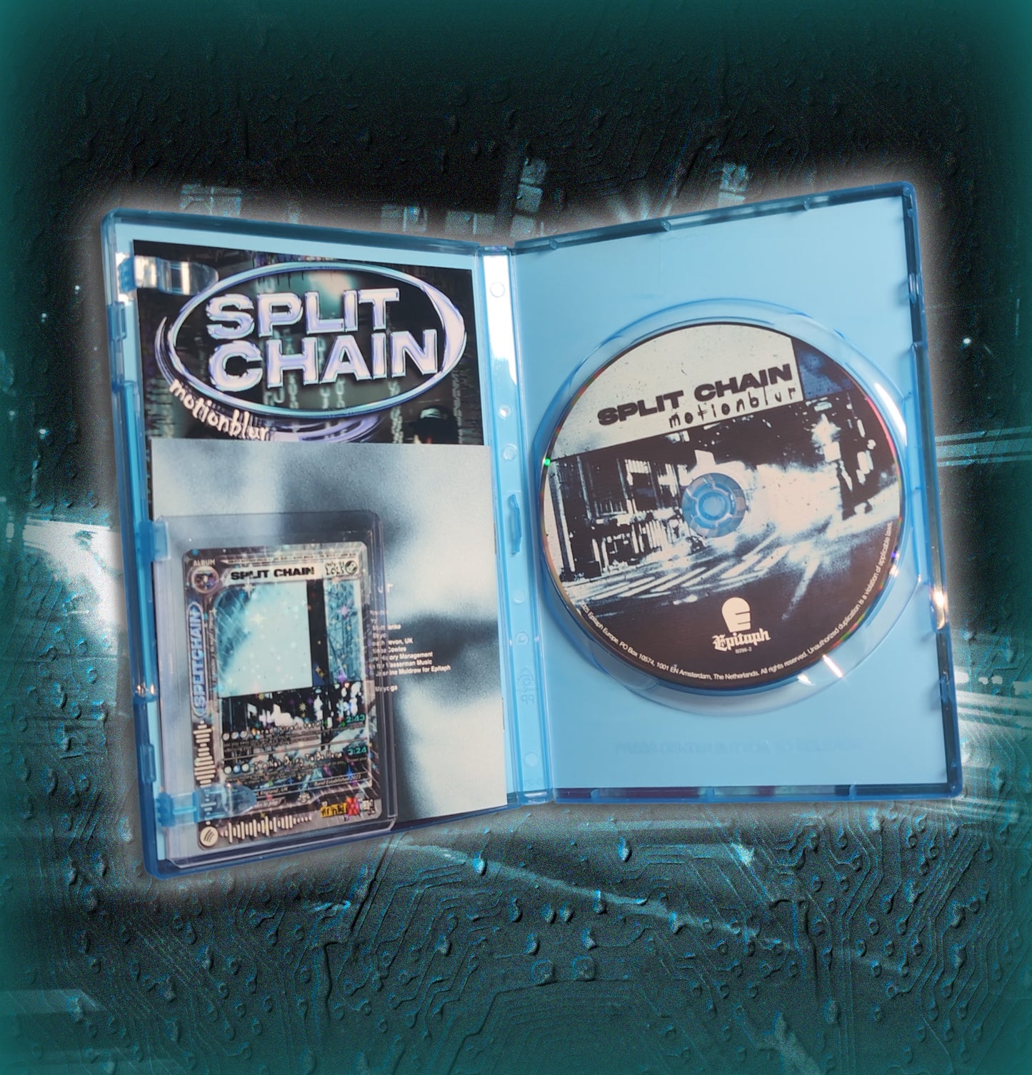 Split Chain / 'Motionblur' PlayStation 2 Case + CD