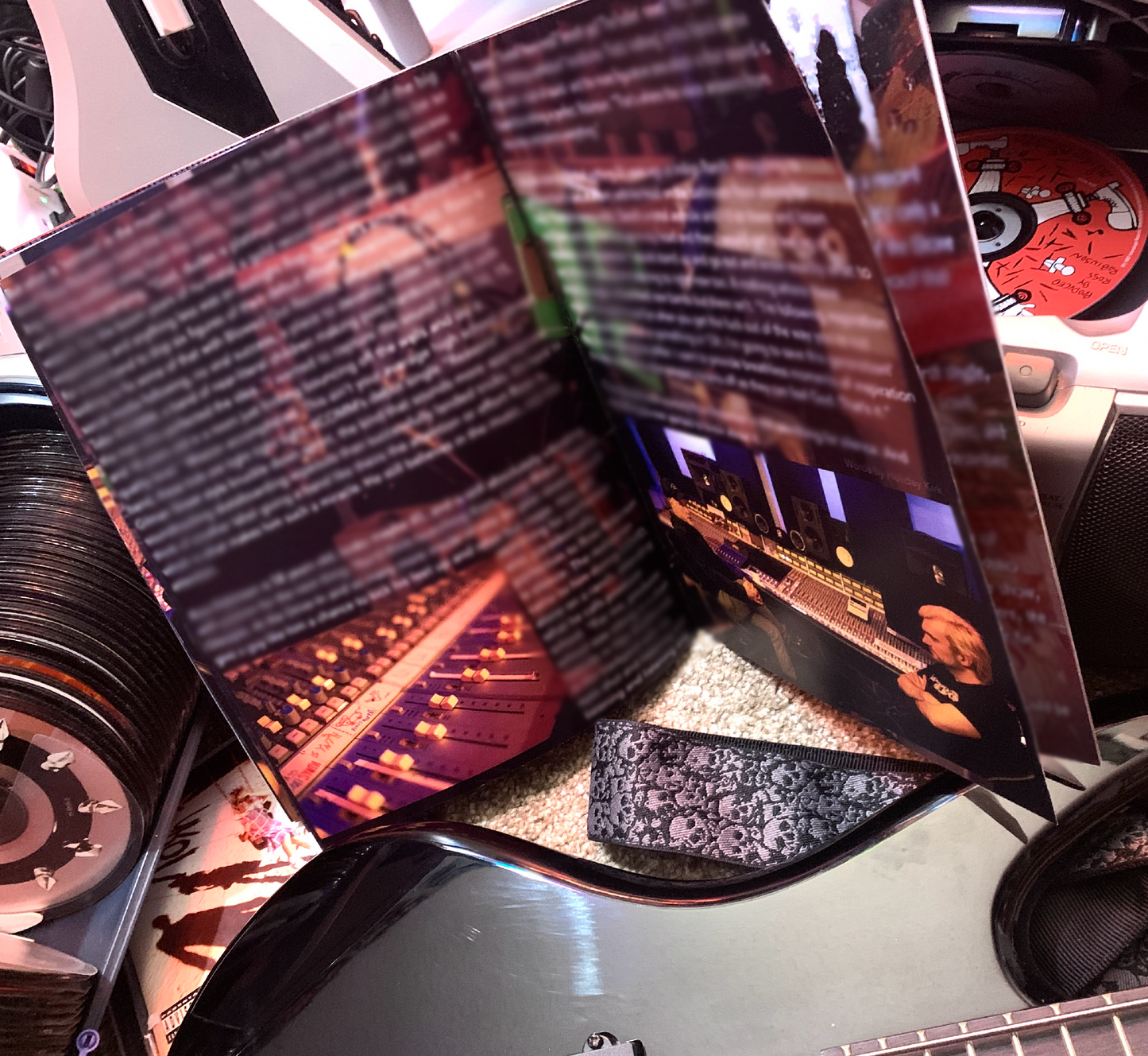 What's Nu? Magazine: Issue #007